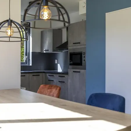 Relax On Vacation In Comfortable Ewijk