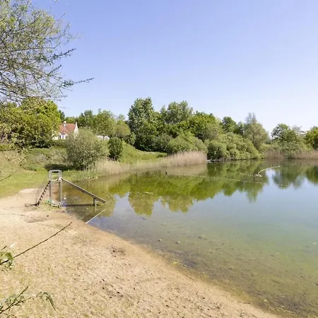 Relax On Vacation In Comfortable Holiday home Ewijk