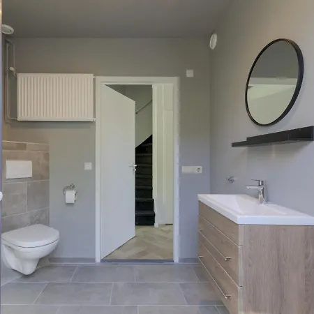 Relax On Vacation In Comfortable Ewijk
