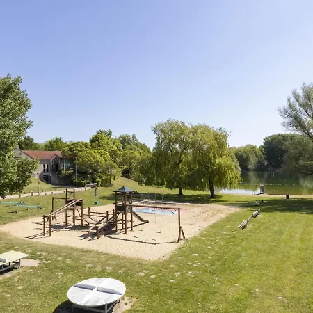 Relax On Vacation In Comfortable Vakantiehuis Ewijk
