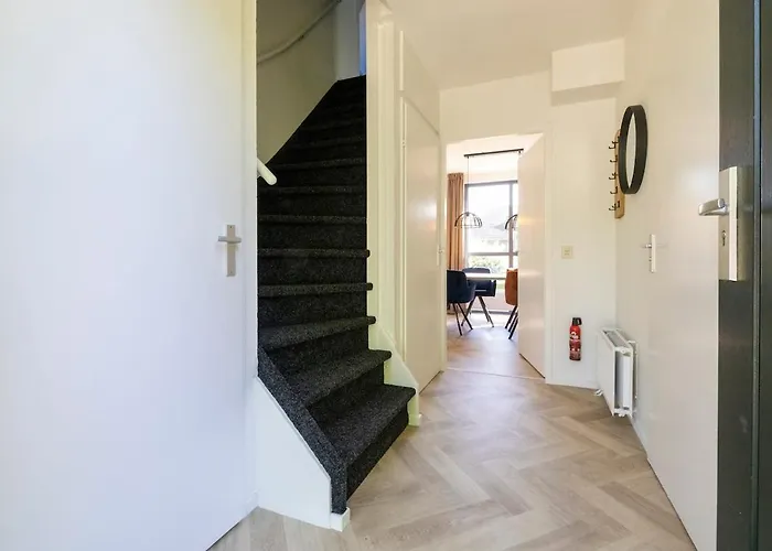 Relax On Vacation In Comfortable * Ewijk