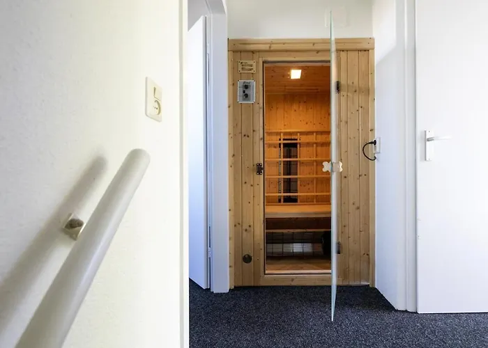 Relax On Vacation In Comfortable Ewijk